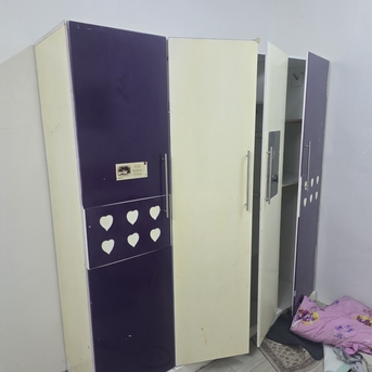 Riyadh, Free Items, 4 Door Wardrobe And Bed