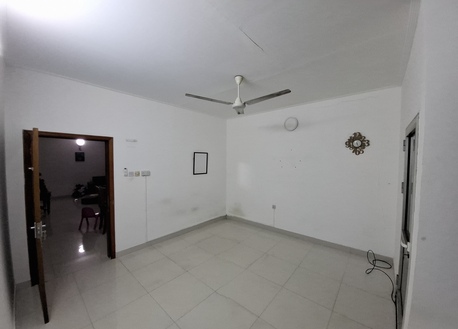 Zinj, Rooms Available, BHD 80/month,  Semi Furnished Room Available Spacious, Neat And Clean With Separate Bathroom