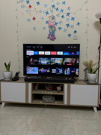 Manama, Furniture, BHD 25,  TV Unit 20BD & Table 25BD For Sale &ndash; Good Condition