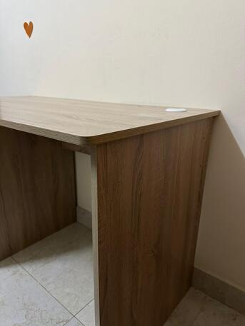 Manama, Furniture, BHD 25,  TV Unit 20BD & Table 25BD For Sale &ndash; Good Condition