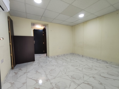 Zinj, Apartments/Houses, BHD 130/year,  1 BR,  Zinj:- Studio Flat On Rent With Unlimited Ewa..