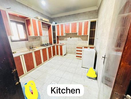 Hofuf, Apts/Flats Wanted, SAR 1500/month,  3 BR,  3 BHK Flat Available For Rent  Neat And Clean Flat With 2 Bathrooms And Toilets. Available