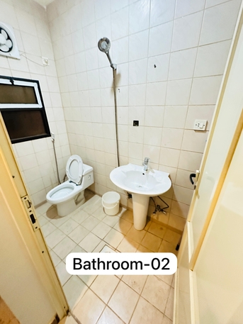 Hofuf, Apts/Flats Wanted, SAR 1500/month,  3 BR,  3 BHK Flat Available For Rent  Neat And Clean Flat With 2 Bathrooms And Toilets. Available