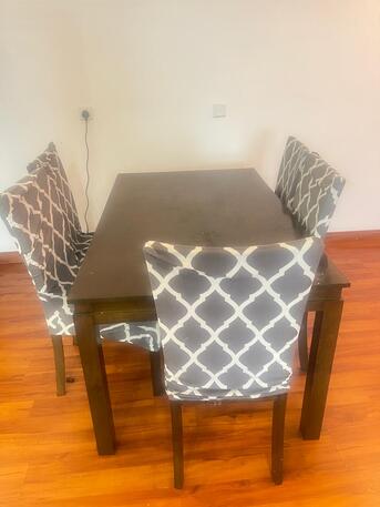 Al Malaz, Furniture, SAR 180,  High-Quality Solid Wood Dining Table (5-Seater)