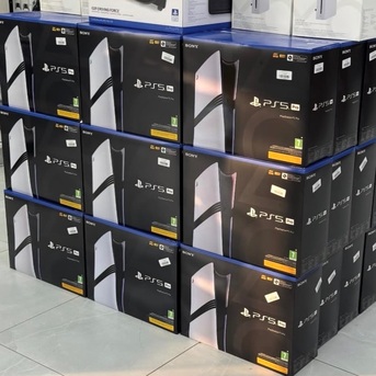 Dubai, Computers, USD 500,  Gaming Laptops, Gaming Desktop, Gaming Workstations, Sony PS5, Xbox Series X, Nintendo,