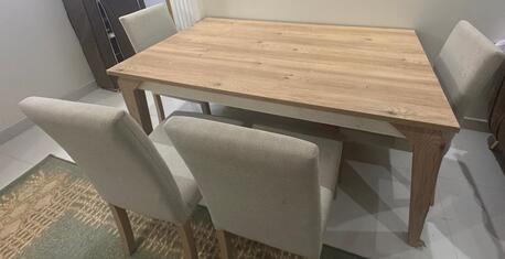 Riyadh, Household Items, SAR 350,  Wooden Dinnig Table With Chairs