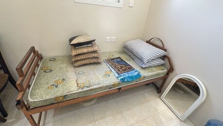 Al Jazirah, Furniture, SAR 10,  Due To Travel - For Sale - Riyadh - Al-Jazirah District - Exit 15