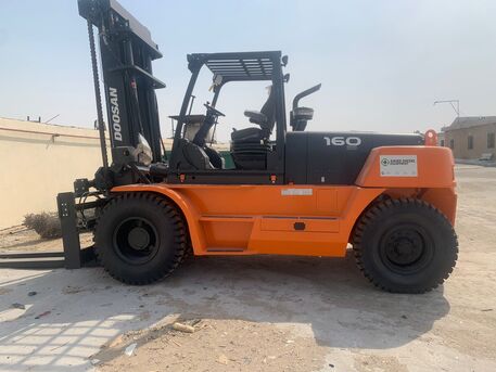 Al Adama, Jobs, 16-ton Forklift Driver