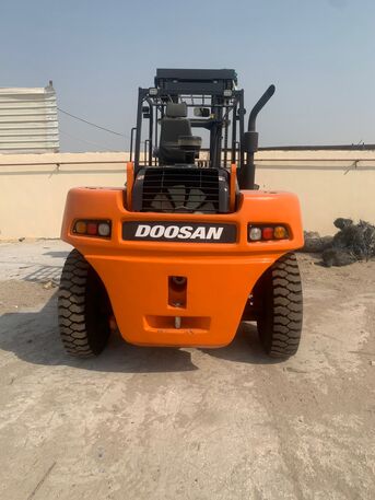 Al Adama, Jobs, 16-ton Forklift Driver