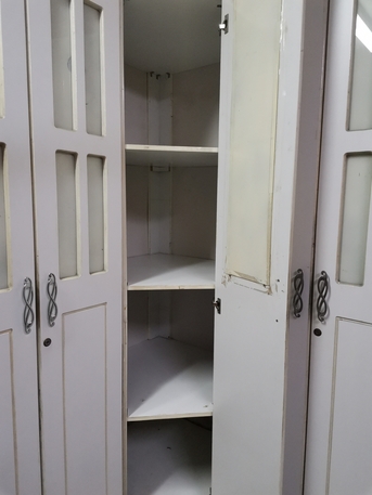 Al Aziziyah, Furniture, SAR 1400,  9 Door Corner Cupboard