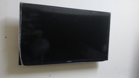 Dammam, Household Items, SAR 500,  LED TV 43 INCHES SAMSUNG FOR SALE