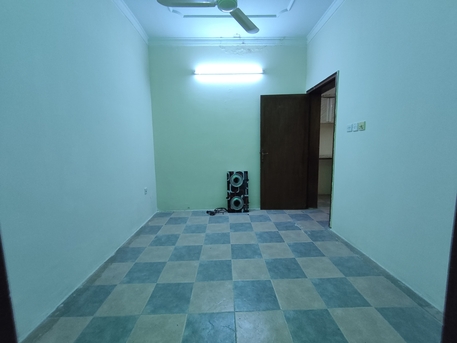 Gudaibiya, Apartments/Houses, BHD 200/year,  2 BR,  Gudaibiya:- 2Bhk Flat On Rent With Unlimited Ewa..
