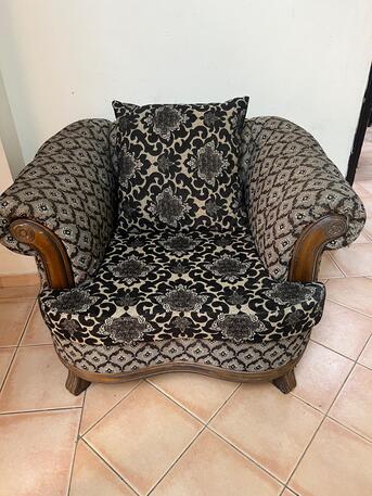 Manama, Furniture, BHD 5,  Study Table, Single Sitter Sofa For Sale