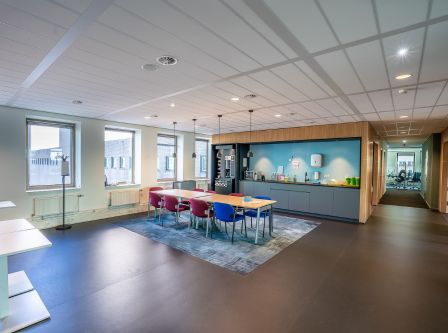 Gurgaon, Offices, INR 700000,  Emaar Shops Sector 61 Gurgaon | Commercial Shops