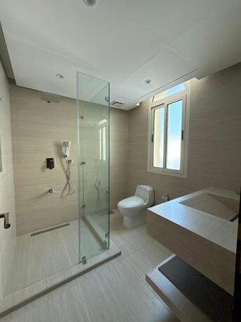 Janabiya, Villas, BHD 900,  Furnished,  Luxury 3 Bedroom Villa In Janabiyah Compound | Pool, Gym & Maid Room