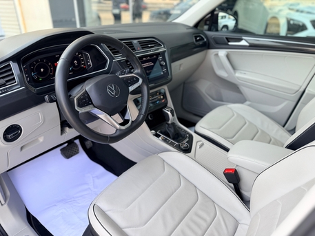 Manama, Vehicles, Cars & Trucks , BHD 10000,  Volkswagen Tiguan,  2022,  Automatic,  30000 KM,   Elegance 2.0 Turbo 4Motion