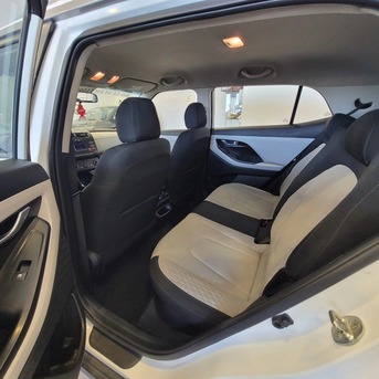 Manama, Vehicles, Cars & Trucks , BHD 4900,  Hyundai Creta,  2022,  Automatic,  116000 KM,   Mid Option