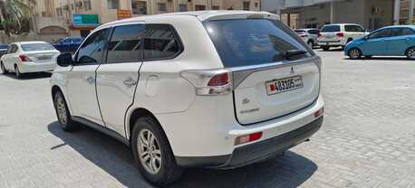 Manama, Vehicles, Cars & Trucks , BHD 2600,  Mitsubishi Outlander,  2014,  Automatic,  142500 KM,  Excellent Condition, Clean And Neta Family Car, Urgent Sale !