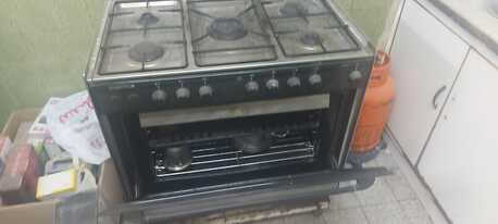 Al Khobar Al Shamalia, Household Items, SAR 550,  5 Burner Cooking Range