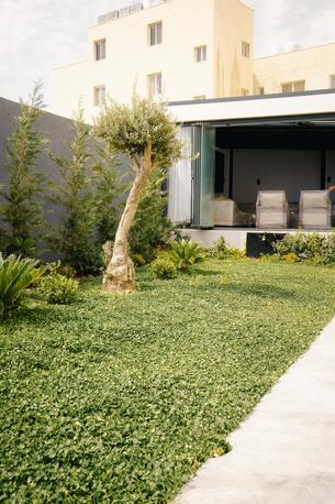 Abdoun, Apartments/Houses, JOD 26000/year,  Furnished,  3 BR,  260 Sq. Meter,  Luxury Ground Floor Apartment For Rent In Abdoun