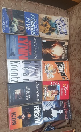 Manama, Books, BHD 1,  Books