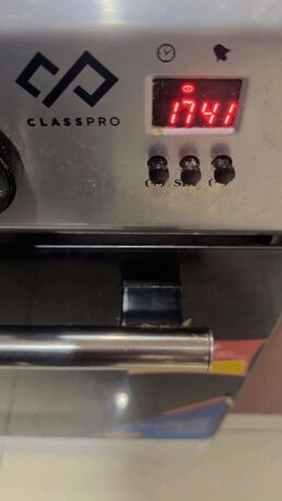 Al Khobar Al Shamalia, Household Items, SAR 250,  Class Pro 5 Burner Cooking Range