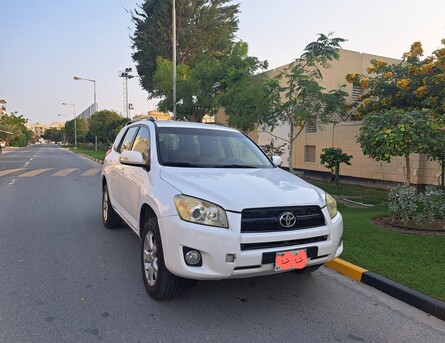 Riffa, Vehicles, Cars & Trucks , BHD 2700,  Toyota RAV4,  2011,  Automatic,  120000 KM,  Good Condition