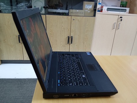 Manama, Electronics, BHD 29,  Dell Windows 10 Pro Laptop 4GB RAM + 160GB HDD 14" HD SCREEN Cell : 39548774