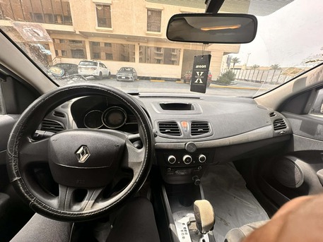 Thuqbah, Vehicles, Cars & Trucks , SAR 17000,  Renault Fluence,  2015,  Automatic,  215000 KM,    For Sale