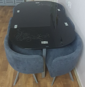 Al Murabba, Household Items, SAR 600,  Dinning Table With 6 Chairs