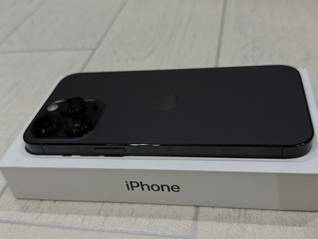 Al Olaya, Mobile Phones, SAR 2900,  IPhone 14 Pro Max - 256 GB - Space Black - Excellent Condition