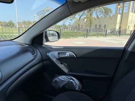 Al Jubail Al Balad, Vehicles, Cars & Trucks , SAR 21000,  Kia Cerato,  2012,  Automatic,  170000 KM,  Car For Sale