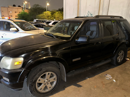 Hara, Vehicles, Cars & Trucks , SAR 12000,  Ford Explorer,  2008,  Automatic,  370184 KM,   XLT  V6  &ndash; 7 Seater &ndash; Urgent Sale &ndash; 12,000 SAR