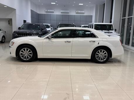 Manama, Vehicles, Cars & Trucks , BHD 1900,  Chrysler 300C,  2012,  Automatic,  195150 KM,     (White)