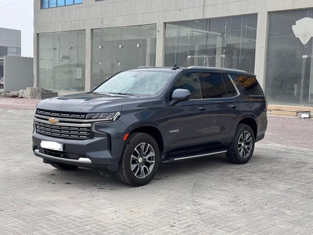 Manama, Vehicles, Cars & Trucks , BHD 11500,  Chevrolet Tahoe LT,  2021,  Automatic,  157750 KM,    (Grey)