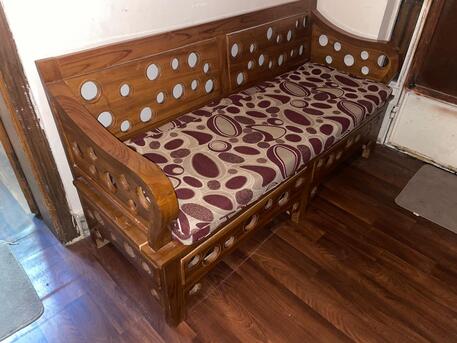 Al Shemaysi, Furniture, SAR 175,  Dining Table & Chairs And Wooden Bench For Sale.