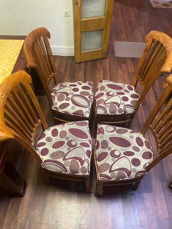 Al Shemaysi, Furniture, SAR 175,  Dining Table & Chairs And Wooden Bench For Sale.