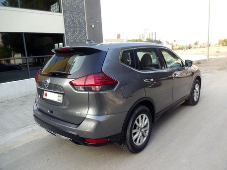 Zinj, Vehicles, Cars & Trucks , BHD 144,  Nissan X-Trail,  2021,  Automatic,  48000 KM,  NISSAN X TRAIL SINGLE OWNER ZERO ACCIDENT AVAILABLE ON MONTHLY INSTALLMENT OR CASH