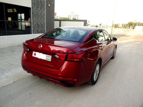 Zinj, Vehicles, Cars & Trucks , BHD 150,  Nissan Altima,  2020,  Automatic,  95000 KM,   S SINGLE OWNER AVAILABLE ON MONTHLY INSTALLMENT OR CASH