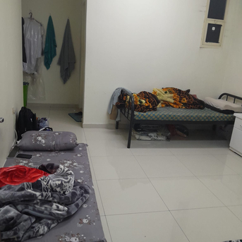 Dammam, Bedspace Available, SAR 350/month,  Neat And Clean Flat  Furnished Bedspace Avalible  Only For Pakistani