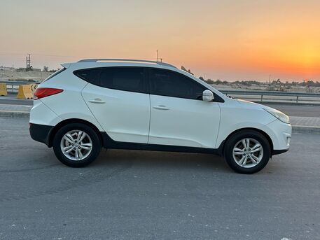 Riffa, Vehicles, Cars & Trucks , BHD 2450,  HYUNDAI TUCSON 2.0 SINGLE ONWER,  2013,  Automatic,  176000 KM,  EXCELLENT CONDITION