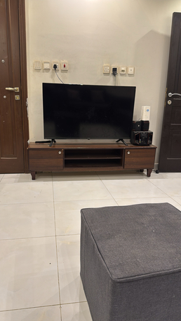 Jeddah, Electronics, SAR 800,  50 Inch Sky Worth Smart TV With Ikea Wooden Stand
