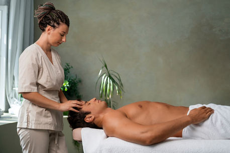 Toronto, Restaurants, Revitalize With A Hotel Spa Massage In Lake Louise &ndash; Plan Your Relaxing Retreat