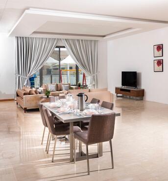 Saar, Villas, BHD 1100,  Furnished,  Luxury 4-Bedroom Townhouse Villa For Rent In Saar