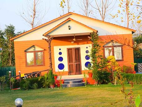 Noida, Residential Plots, Lake View Farms In Noida