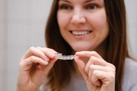 New York, Dental, Want Straighter Teeth Without Metal Braces?