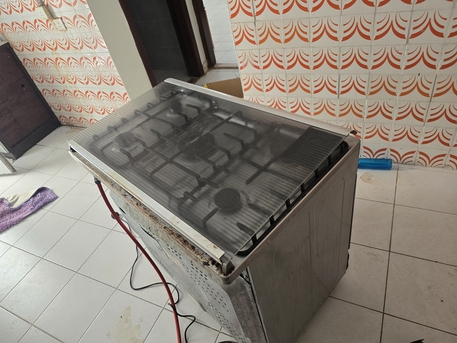 Al Rawdah, Appliances, SAR 600,  Cooking Gas Oven Five  Big Burners