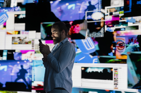 Paris, Business, Drive Sustainable Growth With NetMirror