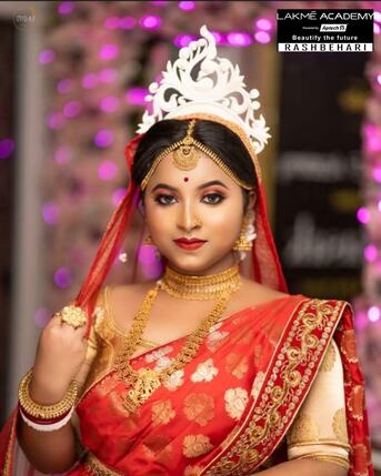 Kolkata, Education, Lakme Academy Rashbehari | Best Makeup Course In Kolkata