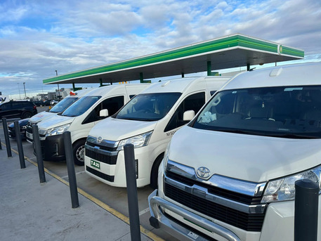 Melbourne, Passenger Transport, Reliable And Spacious Maxi Taxi Services In Craigieburn